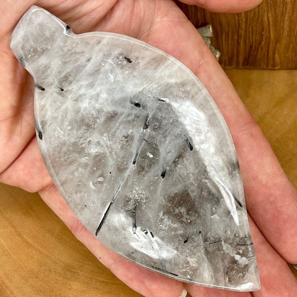 Tourmalated Quartz Leaf Bowl 178g - The Spirit of Life