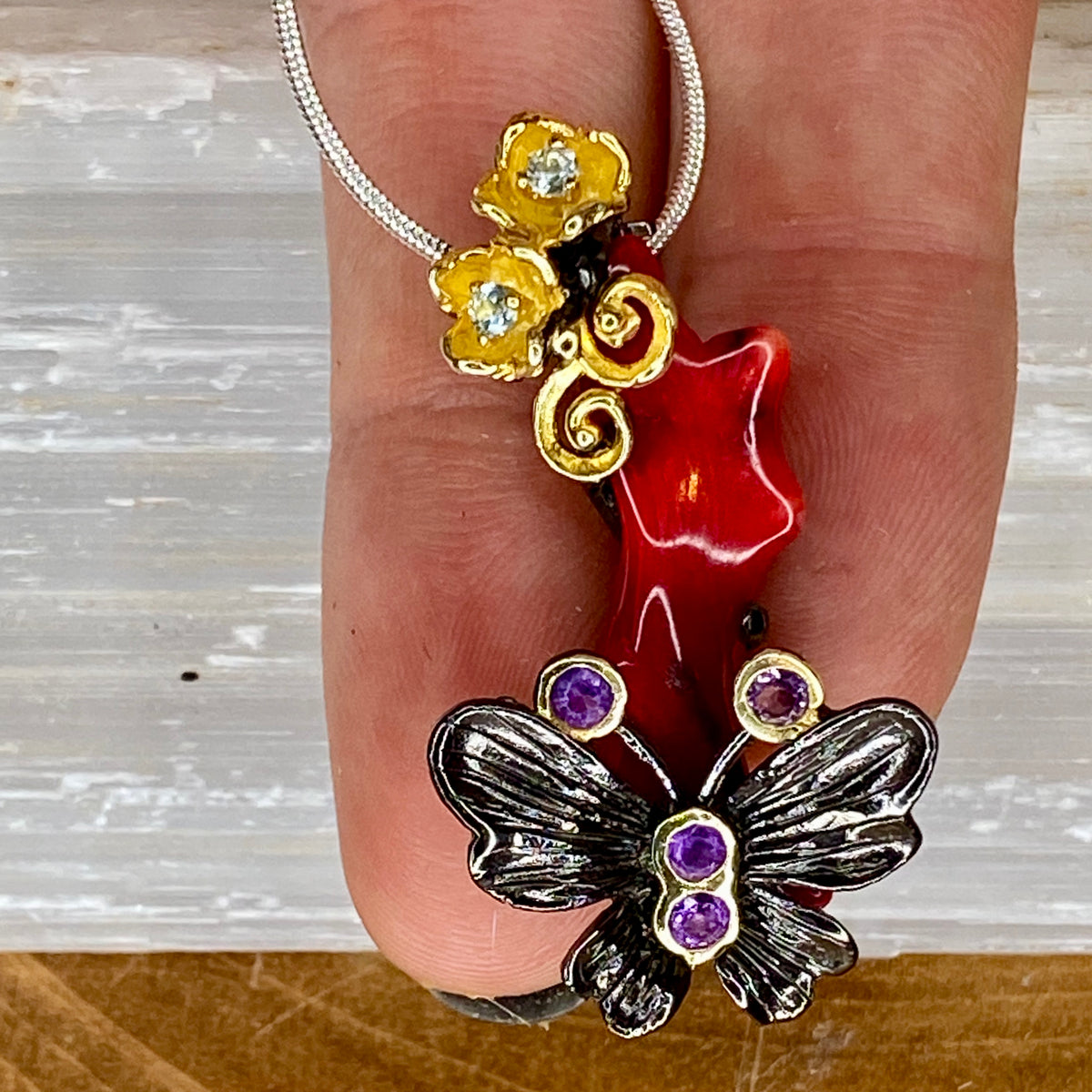 Handmade Natural Coral 925 Sterling Silver Brooch - The Spirit of Life