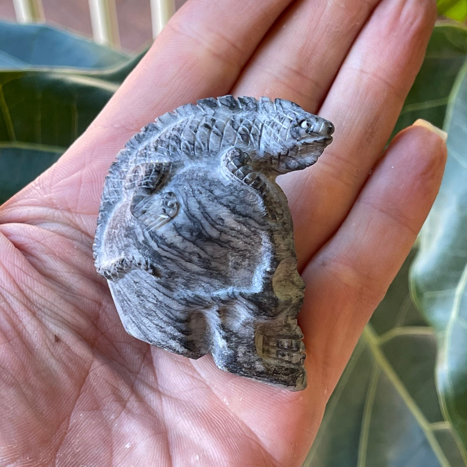 Zebra Stone Lizard & Skull Carving 117g
