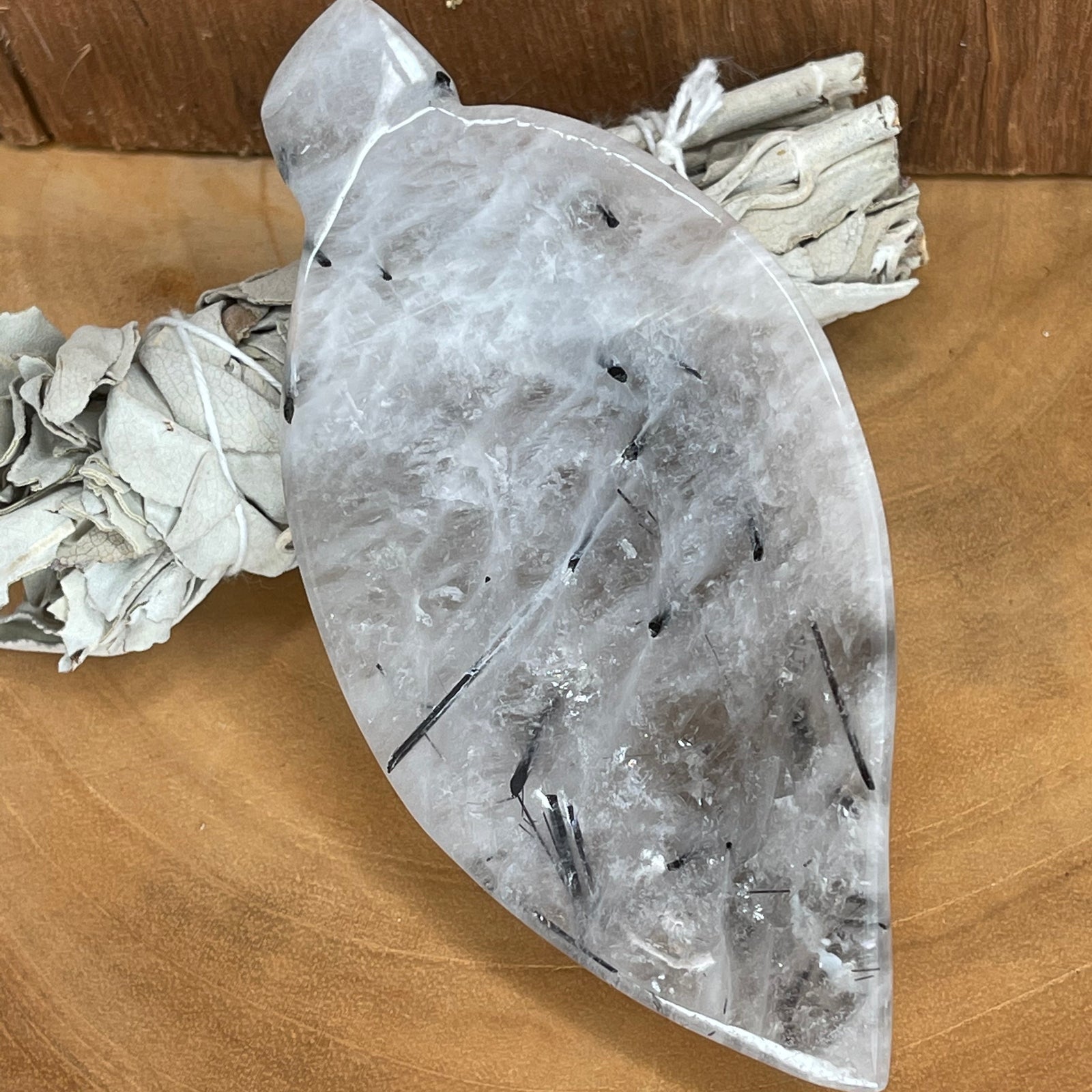 Tourmalated Quartz Leaf Bowl 178g - The Spirit of Life