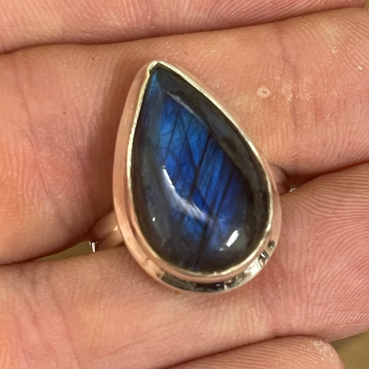 Sterling Silver Labradorite Ring Sz 8.5 - The Spirit of Life