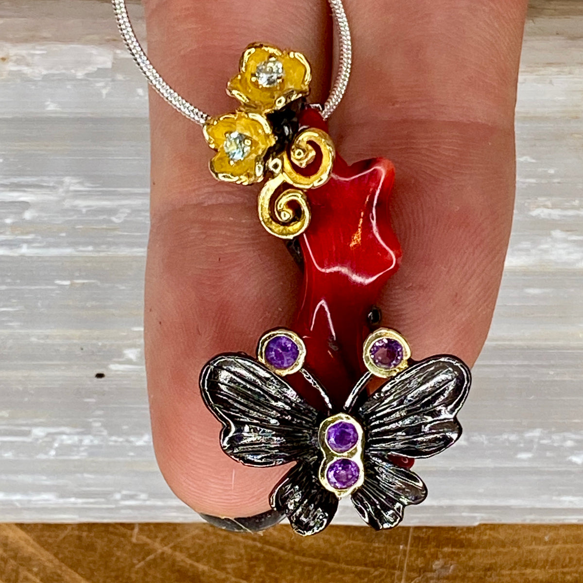 Handmade Natural Coral 925 Sterling Silver Brooch - The Spirit of Life