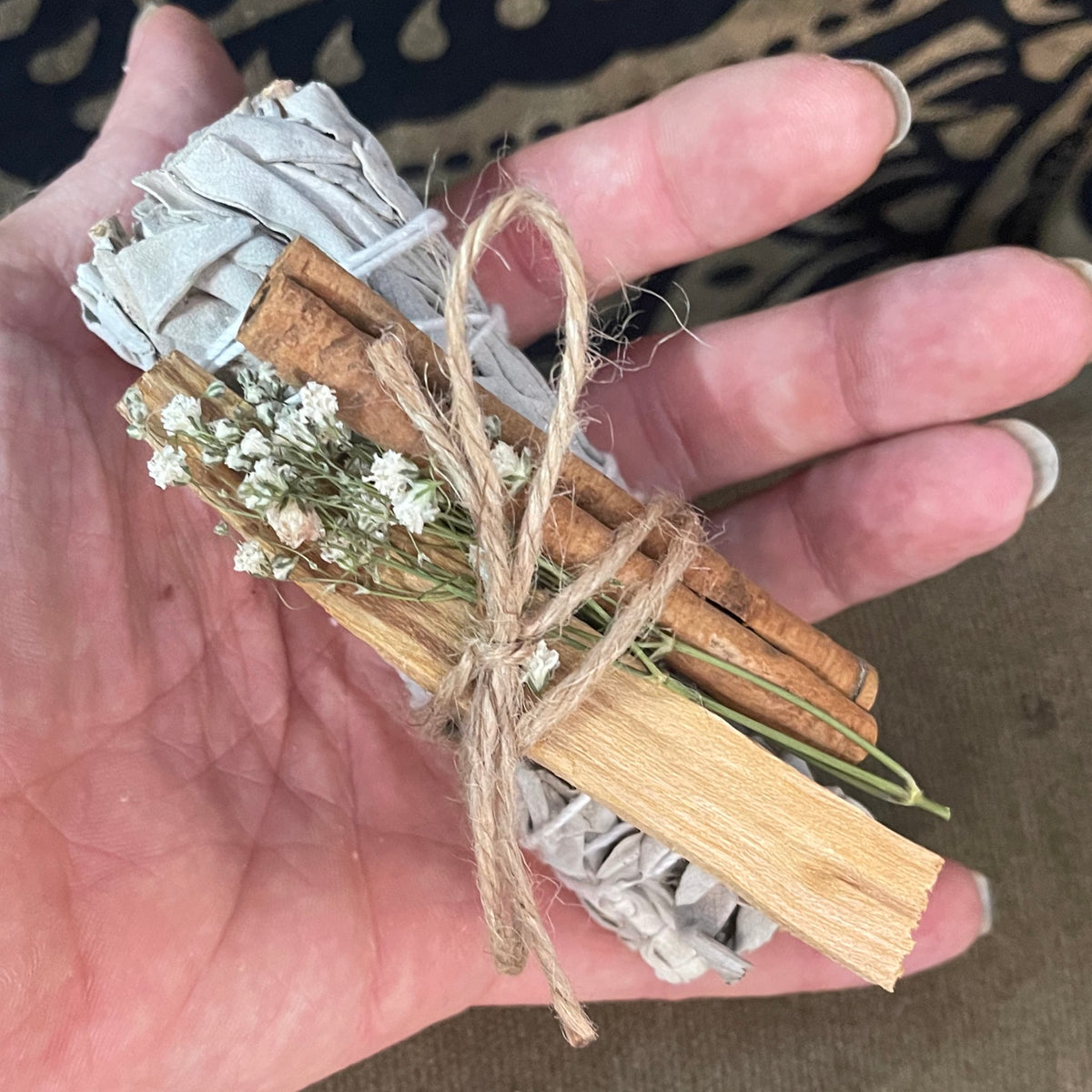 White Sage, Palo Santo &amp; Cinnamon Wand - The Spirit of Life
