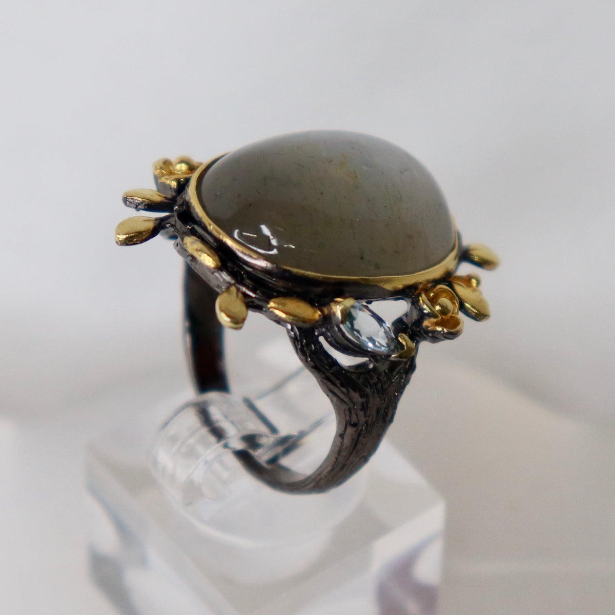 Cats Eye Sterling Silver Ring Sz 7.25 - The Spirit of Life