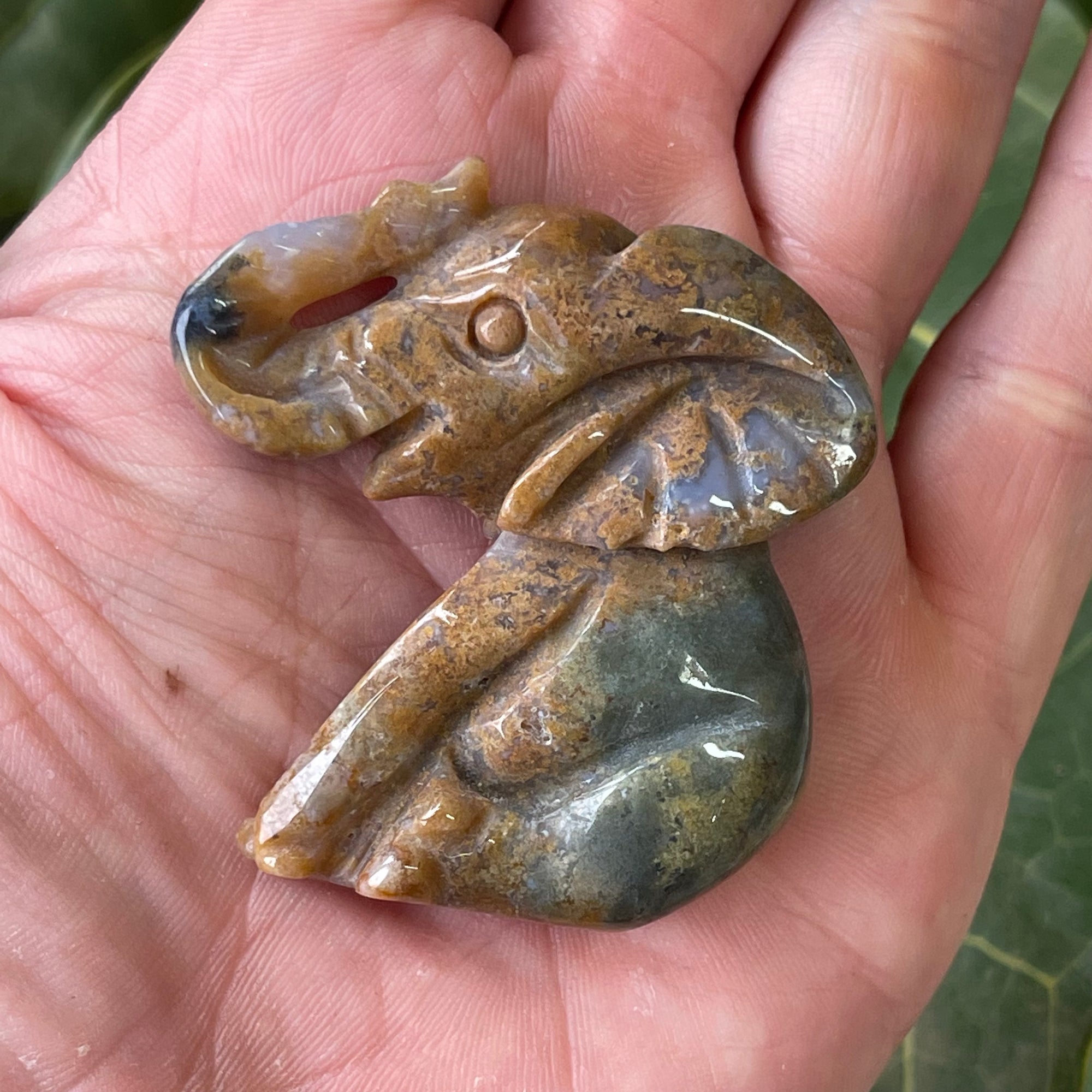 Hand-carved Agate Elephant 49g