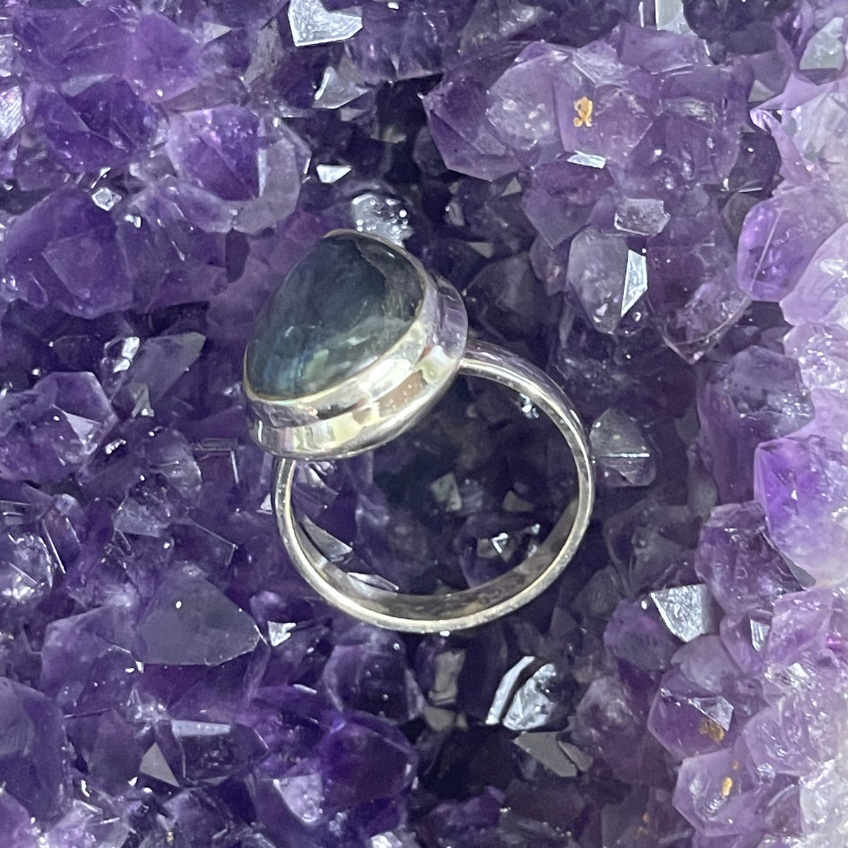 Sterling Silver Labradorite Ring Sz 8.5 - The Spirit of Life