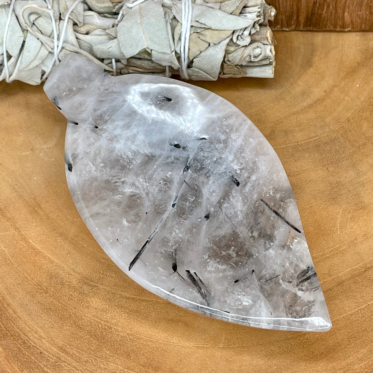 Tourmalated Quartz Leaf Bowl 178g - The Spirit of Life